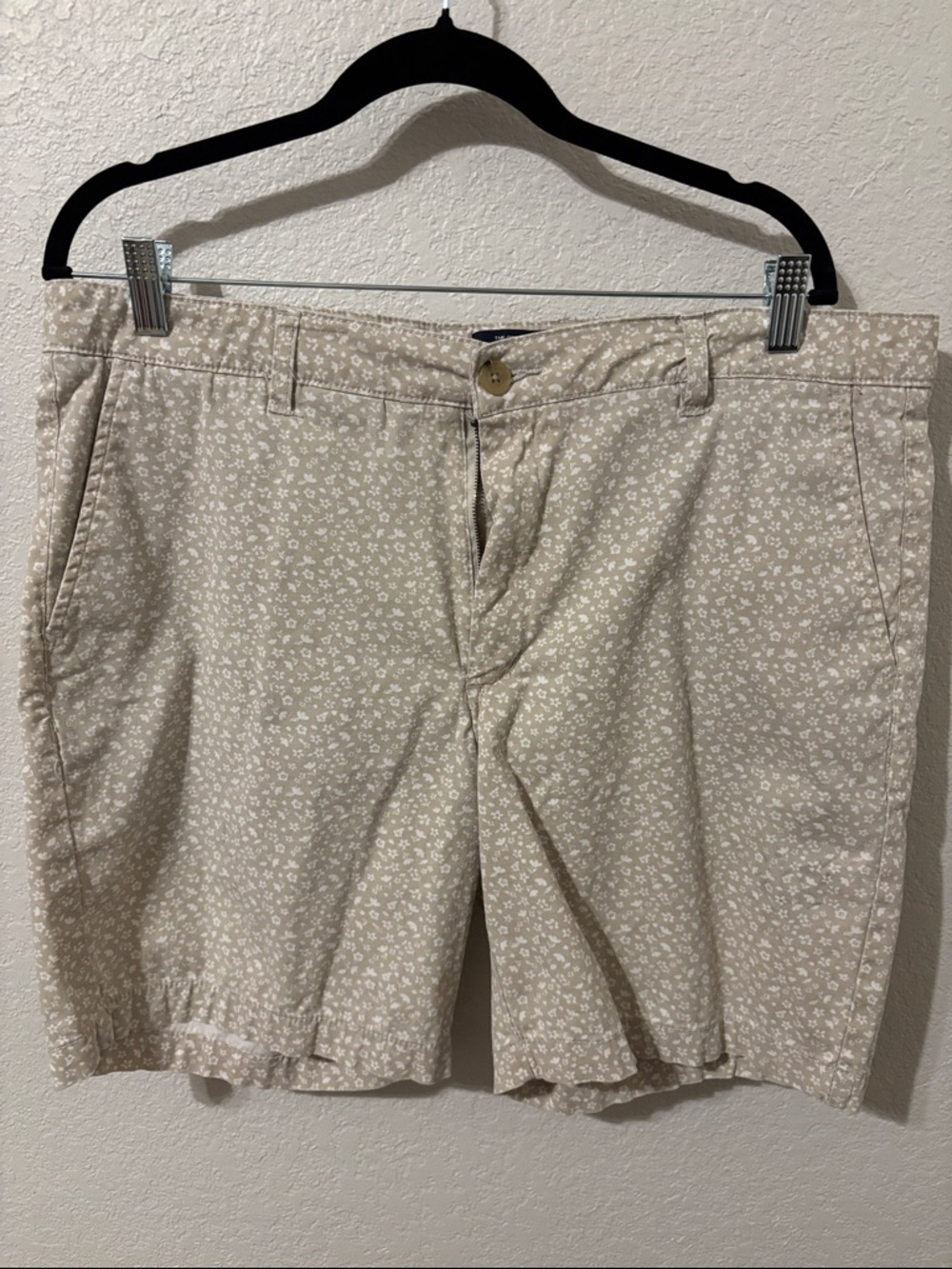 Ben Sherman Beige Micro Floral Flat Front Shorts